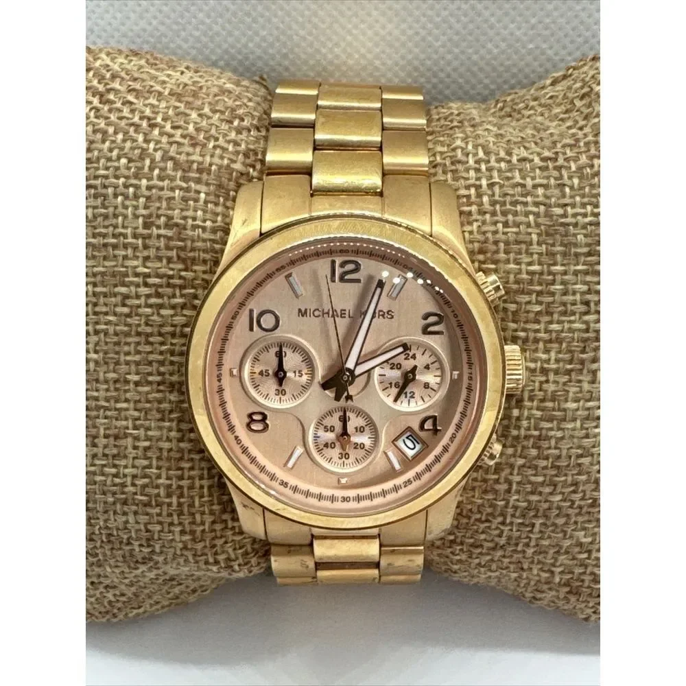 Michael Kors Runway MK5128 Women's Rose Gold-Tone Analog Dial Watch JNA717